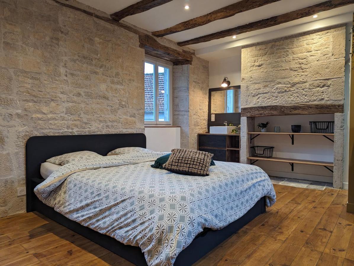Maison De Bourg Hébergement de vacances Cressensac-Sarrazac